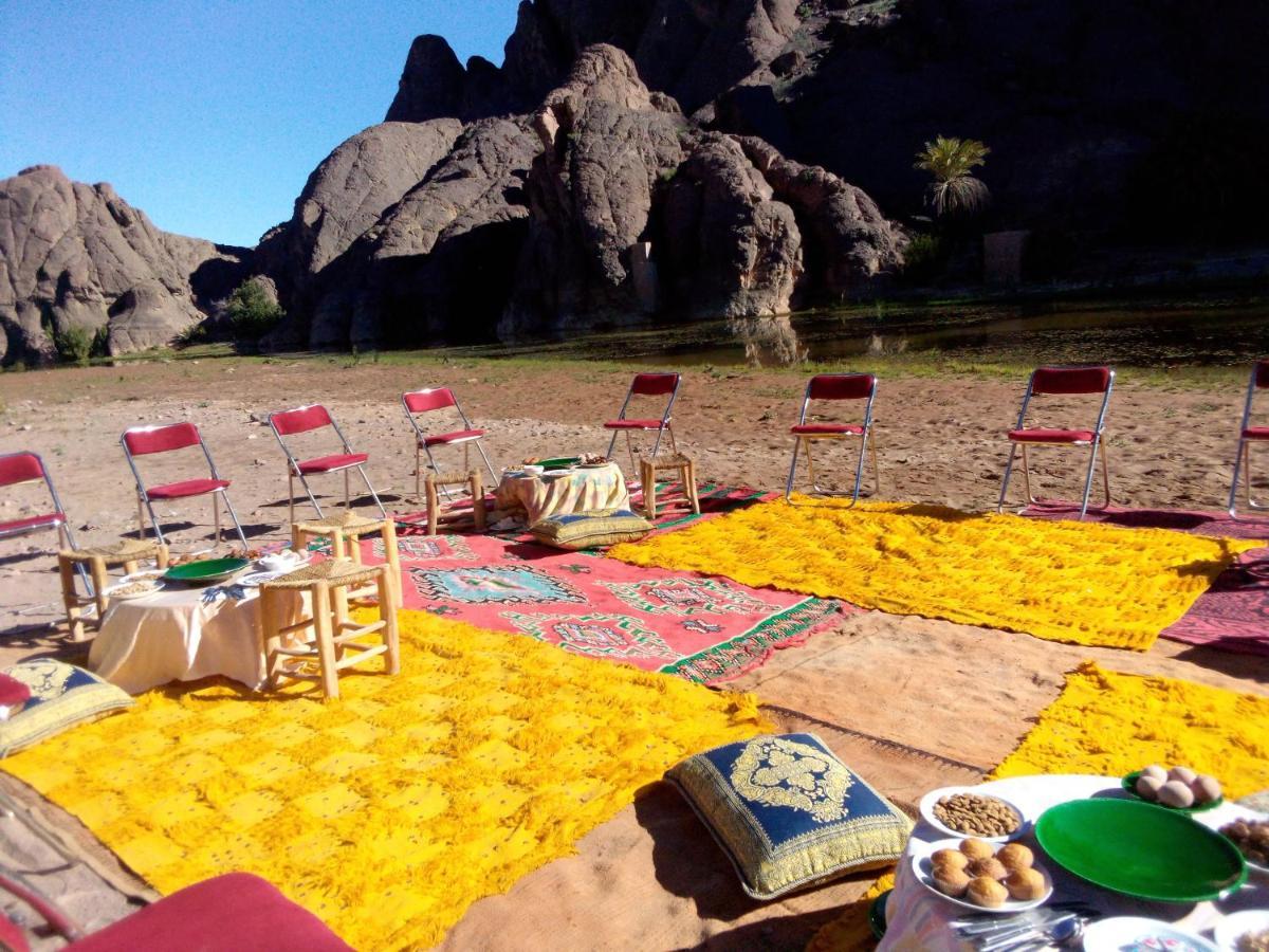 Auberge Restaurant Tissili " Oasis De Fint" Dış mekan fotoğraf