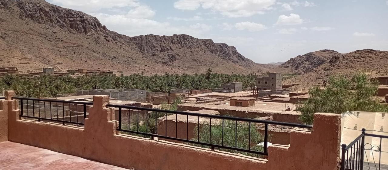 Auberge Restaurant Tissili " Oasis De Fint" Dış mekan fotoğraf