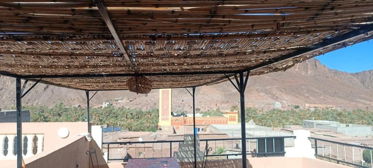 Auberge Restaurant Tissili " Oasis De Fint" Dış mekan fotoğraf