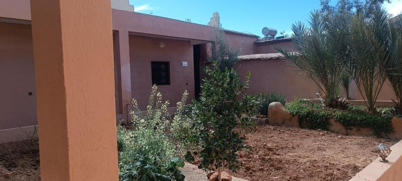 Auberge Restaurant Tissili " Oasis De Fint" Dış mekan fotoğraf