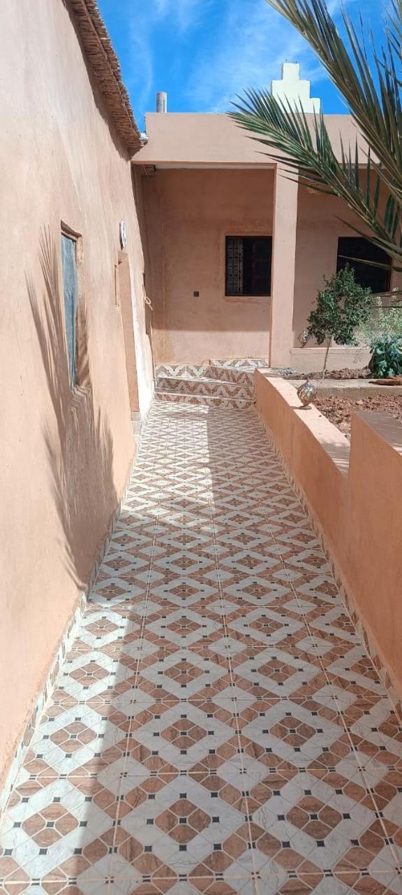 Auberge Restaurant Tissili " Oasis De Fint" Dış mekan fotoğraf