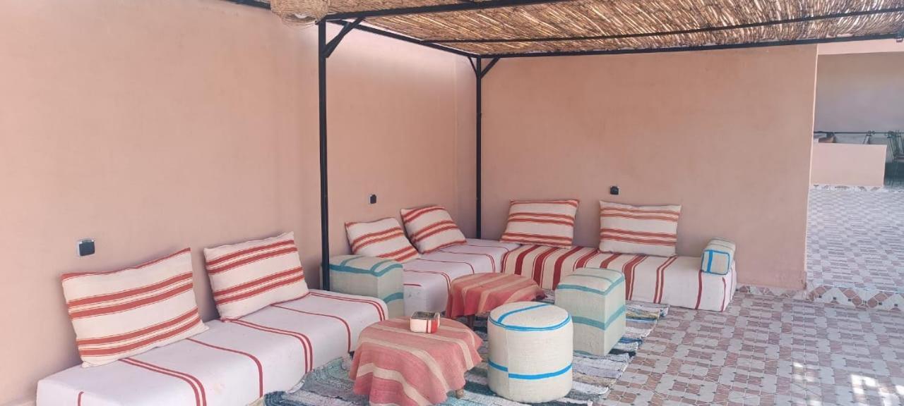 Auberge Restaurant Tissili " Oasis De Fint" Dış mekan fotoğraf