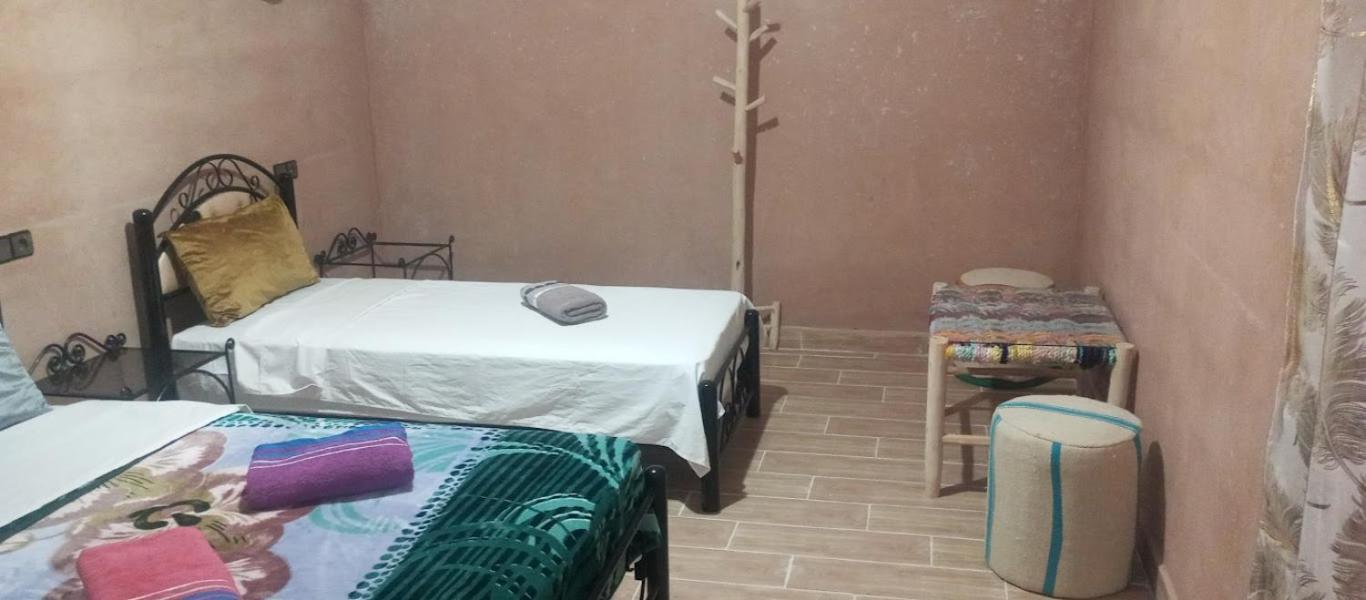 Auberge Restaurant Tissili " Oasis De Fint" Dış mekan fotoğraf